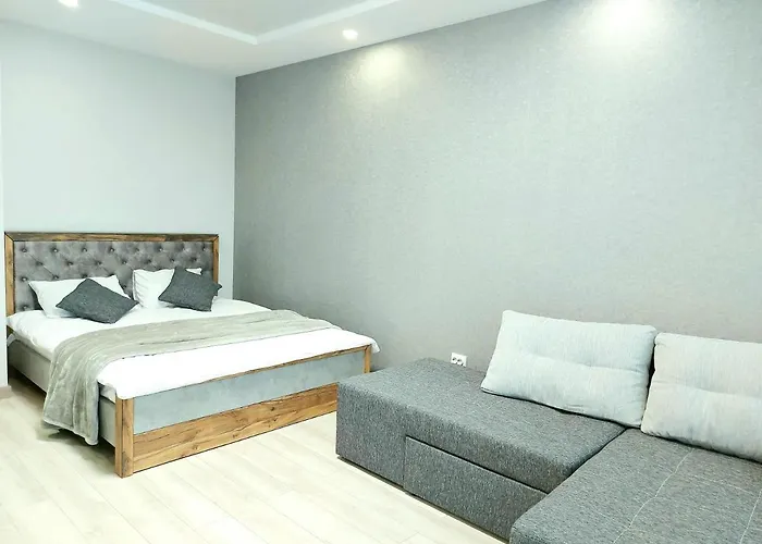 стрийська *