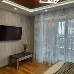 стрийська Apartment *